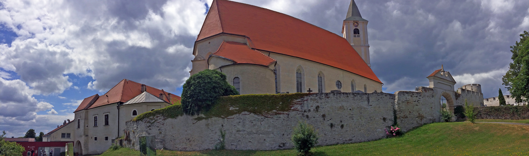 Kloster Pernegg von aussen © Kloster Pernegg